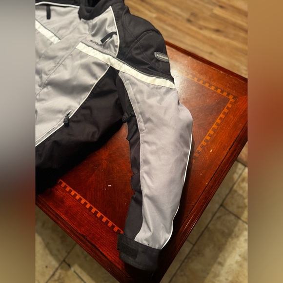 Men’s Tourmaster Jett Series 2 Motorcycle Jacket EUC - Picture 5 of 9